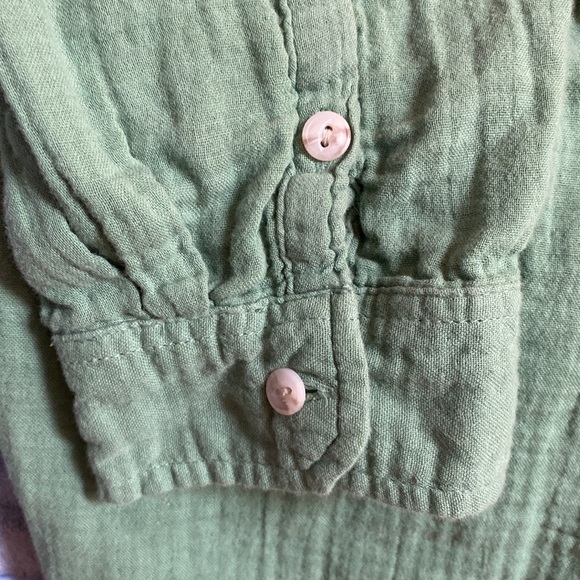 Universal Threads Blouse - Picture 7 of 9